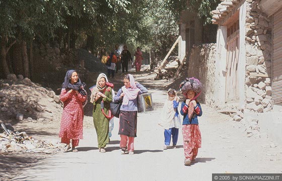 LEH - LADAKH  - La zona oltre il quartiere musulmano