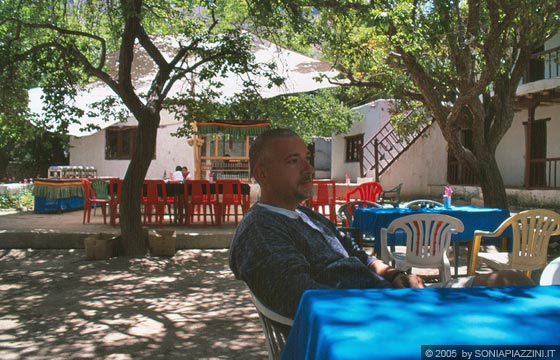 LADAKH - HIMALAYA - Alchi - sosta al ristorante