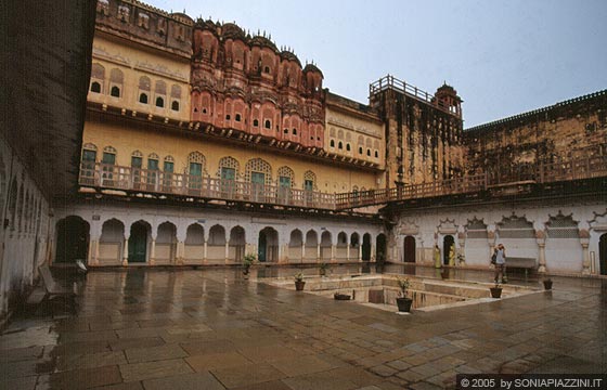 JAIPUR - Hawa Mahal (Palazzo dei Venti) 