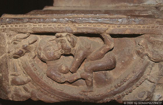 KHAJURAHO - Lakshmana Temple: le scene erotiche ispirate al Kamasutra