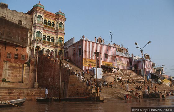 VARANASI - I ghat