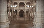 RANAKPUR. Lo splendido tempio giainista Chaumukha Temple (Tempio delle quattro facce) 