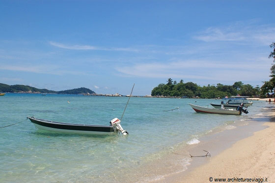 ISOLE PERHENTIAN - Salutiamo un nuovo, splendido giorno a Besar, l'ultimo prima della partenza per Singapore