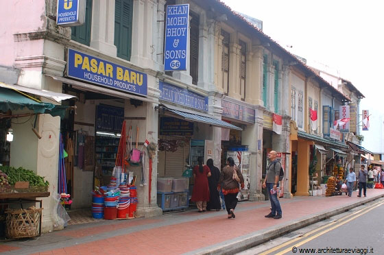 SINGAPORE - Shophouse nel vivace quartiere di Little India