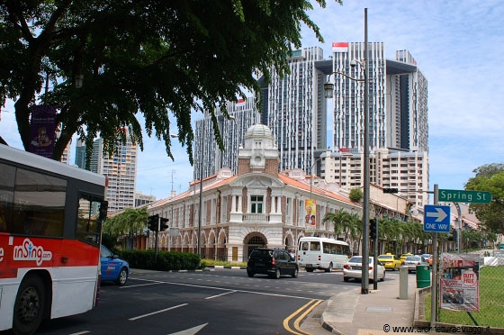 CHINATOWN - Ci dirigiamo in Neil Road, la via dove si trova il nostro ristorante cinese preferito il Qun Zhong Eating House