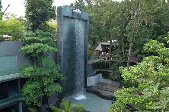 SENTOSA ISLAND - L'isola offre molte attrattive