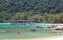 PULAU PERHENTIAN. Ci dirigiamo verso la baia di fronte al Perhentian Island Resort per trascorrere la nostra ultima giornata di mare e sole a Besar