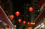 SINGAPORE. Chinatown è un vivace accostamento di attività commerciali e locali notturni