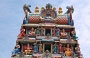 CHINATOWN. Particolare del gopuram dello Sri Mariamman Temple