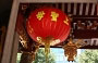 SINGAPORE. Lanterne rosse all'ingresso del Thian Hock Keng Temple