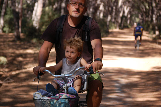 BASSA MAREMMA - Passeggiando in bicicletta nella pineta della Feniglia