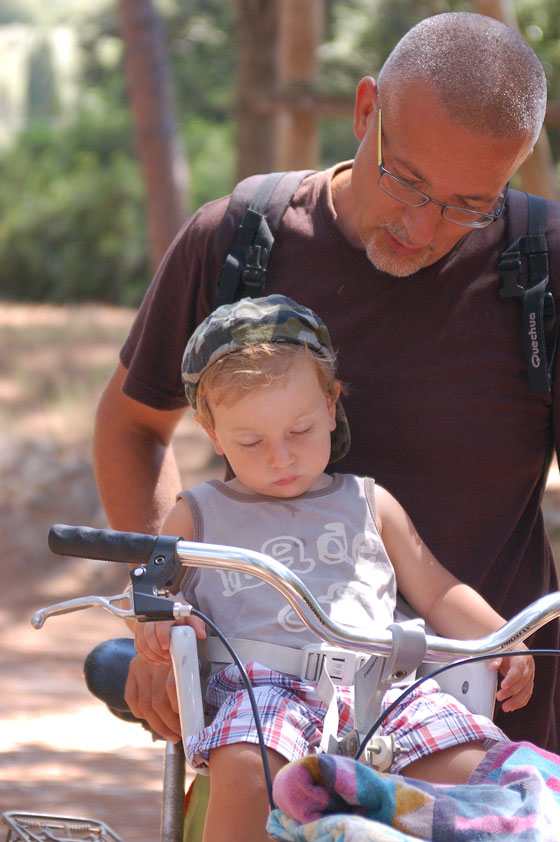 PINETA DELLA FENIGLIA - Che relax in bicicletta con il babbo! Ronf ronf