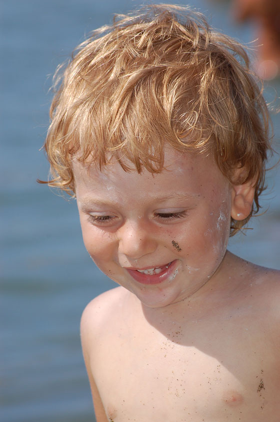 LE ROCCHETTE - Proviamo a fare qualche bello scatto al nostro piccolo Luca