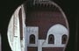 MEKNES. Medersa Bou Inania - da una finestra con arco a ferro di cavallo al piano primo osserviamo il cortile 
