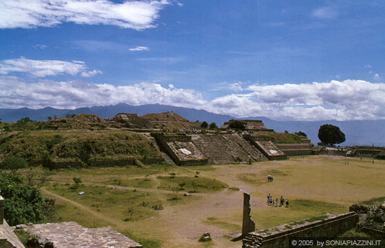 MONTE ALBAN - Lato orientale - El Palacio e Juego del Pelota
