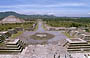 CENTRO CERIMONIALE DI TEOTIHUACAN. Il centro cerimoniale di Teotihuacan visto dalla Piramide della Luna