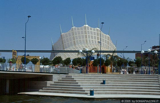SIVIGLIA - EXPO'92 - Porta Italica vista da Piazza dell'Acqua
