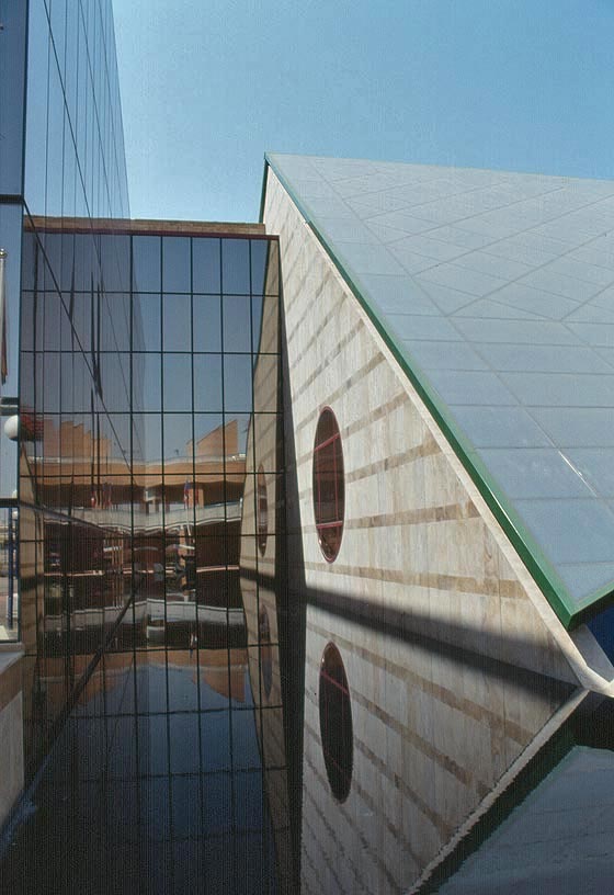 SIVIGLIA - EXPO'92 - Particolare di un Padiglione esterno