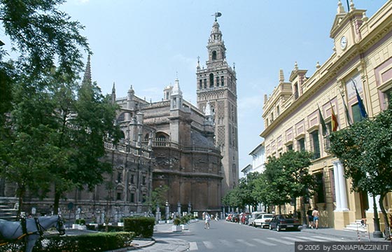 SIVIGLIA - La Cattedrale e La Giralda