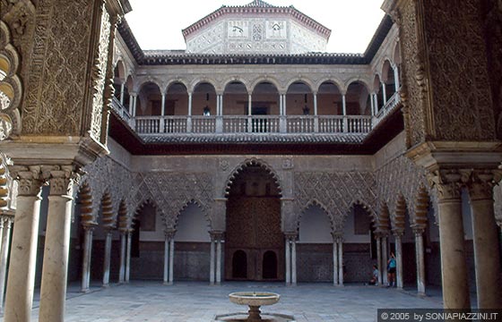 SIVIGLIA - Alcazar - Patio de las Doncellas