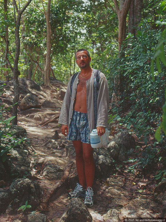 KO SAMET - I percorsi tra la bella foresta per raggiungere altre spiagge  dell'isola