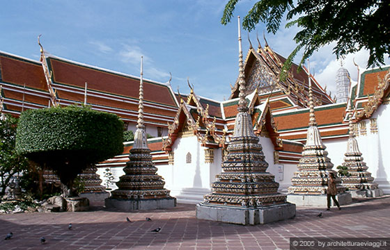 BANGKOK - Wat Pho, il tempio più antico e più grande di Bangkok