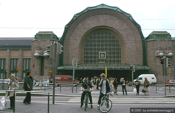 HELSINKI - Stazione ferroviaria dell'architetto Eliel Saarinen - 1914