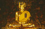 BANGKOK. Wat Pho - una delle sale con un ricco altare in oro del Buddha seduto