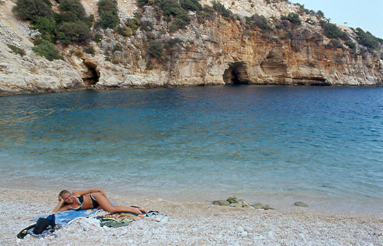 INSENATURA MARINA TRA DEMRE E OLYMPOS - Sole e relax in questa graziosa caletta