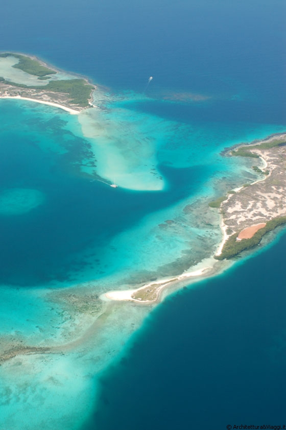 LOS ROQUES - Isole e barriere coralline: un paradiso per lo snorkelling e le immersioni