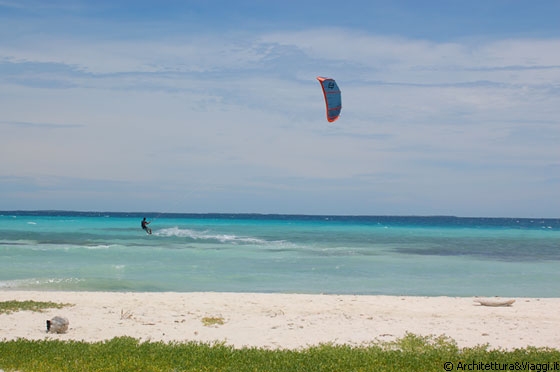 LOS ROQUES - Kitesurf tra Madrizquì e Cayo Pirata