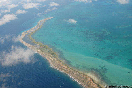 ARCIPELAGO LOS ROQUES - Oltre 300 isole di varie dimensioni e forme