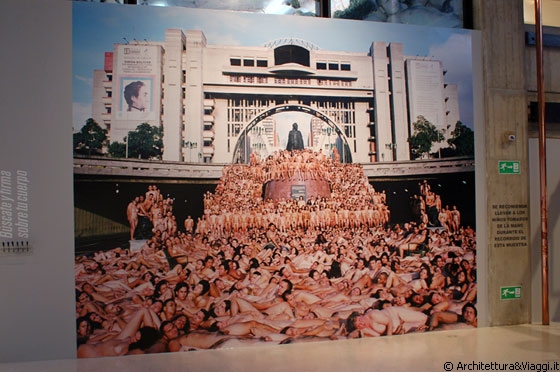 MUSEO DE ARTE CONTEMPORANEO CARACAS - Spencer Tunick - Serie ciudades desnudas: Caracas