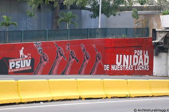 CARACAS - Chávez, l'attuale capo dello stato 