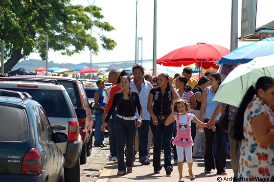 CIUDAD BOLIVAR - Paseo Orinoco