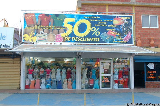 CHICHIRIVICHE  - Descuento 50% recita l'insegna