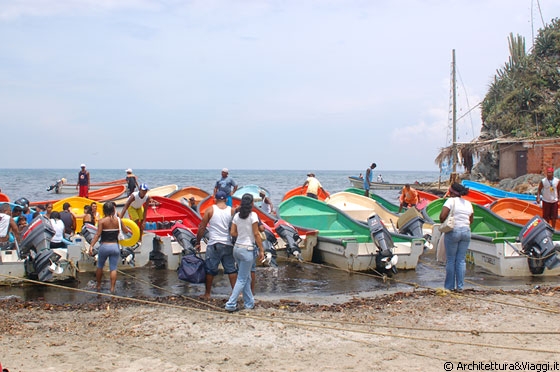 PARCO NAZIONALE HENRI PITTIER - Le spiagge in barca
