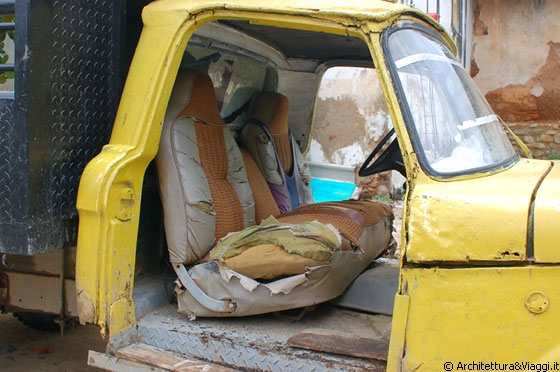CHUAO - Una camionetta decisamente scassata