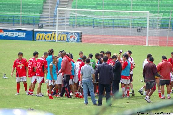 UCV CARACAS - C'è attività all'interno dello Stadio Olimpico 