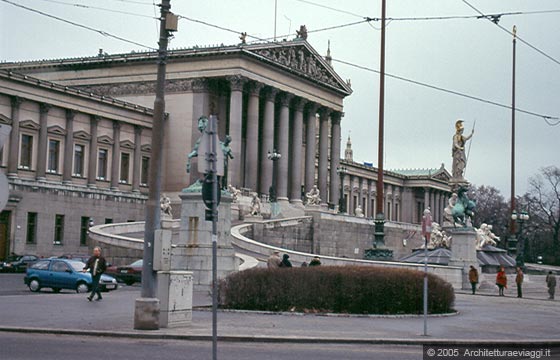 L'AREA DEL RING - Il Parlamento 