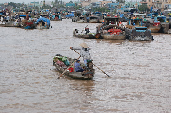 MERCATO GALLEGGIANTE DI CAI RANG - Il Delta del Mekong è una delle regioni più popolate di tutto il Vietnam