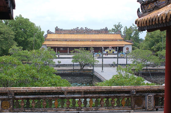 HUE' - Dal Belvedere delle Cinque Fenici vista sul Palazzo di Thai Hoa