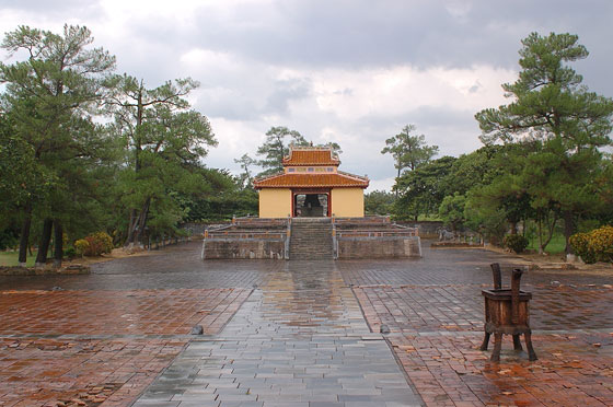 VIETNAM CENTRALE - Tomba di Minh Mang: Dinh Vuong, il Padiglione della Stele