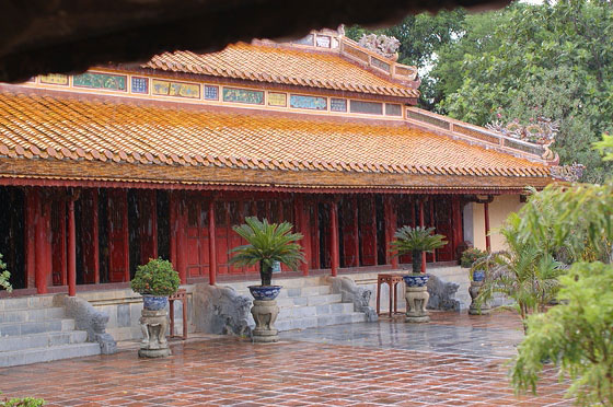 CROCIERA SUL FIUME DEI PROFUMI - Elementi caratteristici delle tombe imperiali