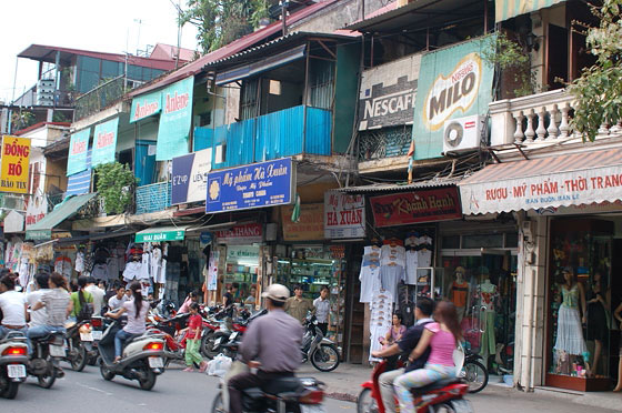 HANOI - Quartiere Vecchio: verso lo Stars Hotel