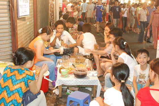 HANOI - Ancora gruppi di vietnamiti 