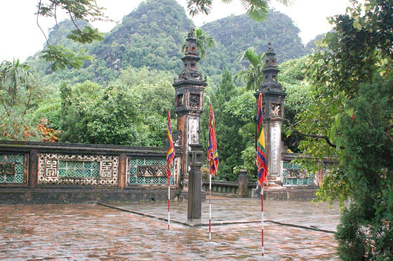 HOA LU - I rilevi naturali proteggono la cittadella