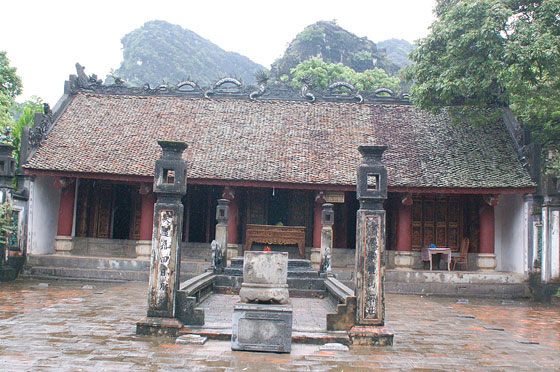 HOA LU - Atmosfera mistica e di gran pace