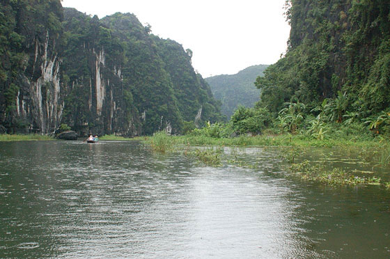 TAM COC - Il suggestivo percorso in barca