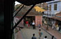 HOI AN. Il ponte giapponese visto dalla Vecchia casa di Phung Hung